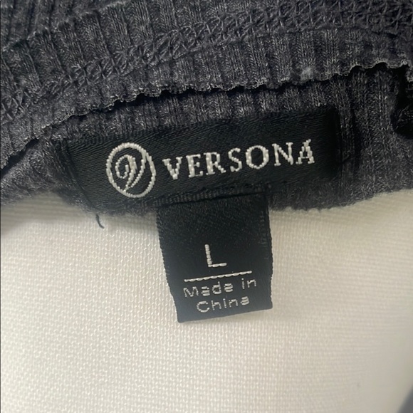 Versona Gray SleevelessTop Size L - Picture 5 of 6